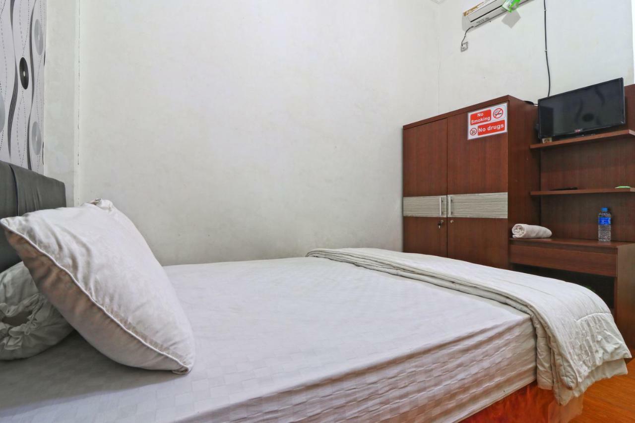 Semata Wayang Syariah Homestay Banjarbaru Exteriör bild